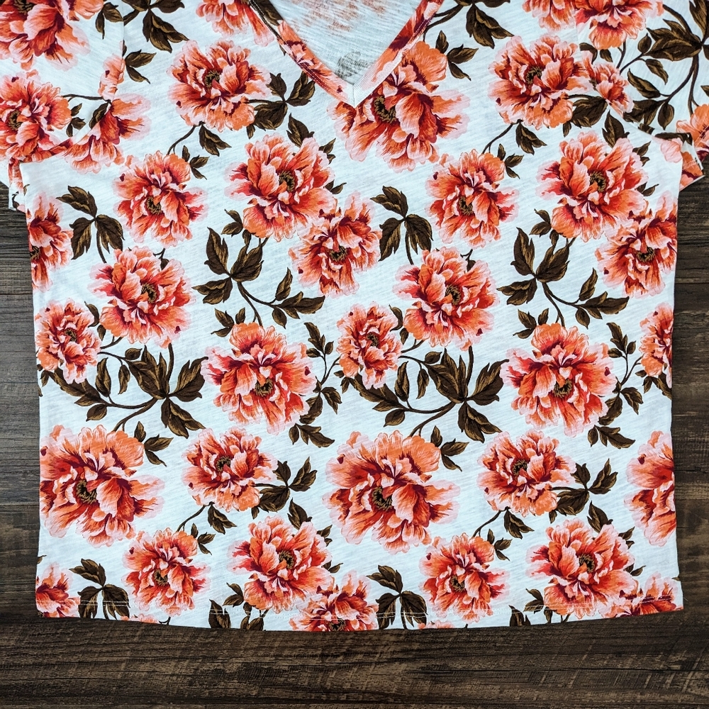 NWT Old Navy Tee Shirt